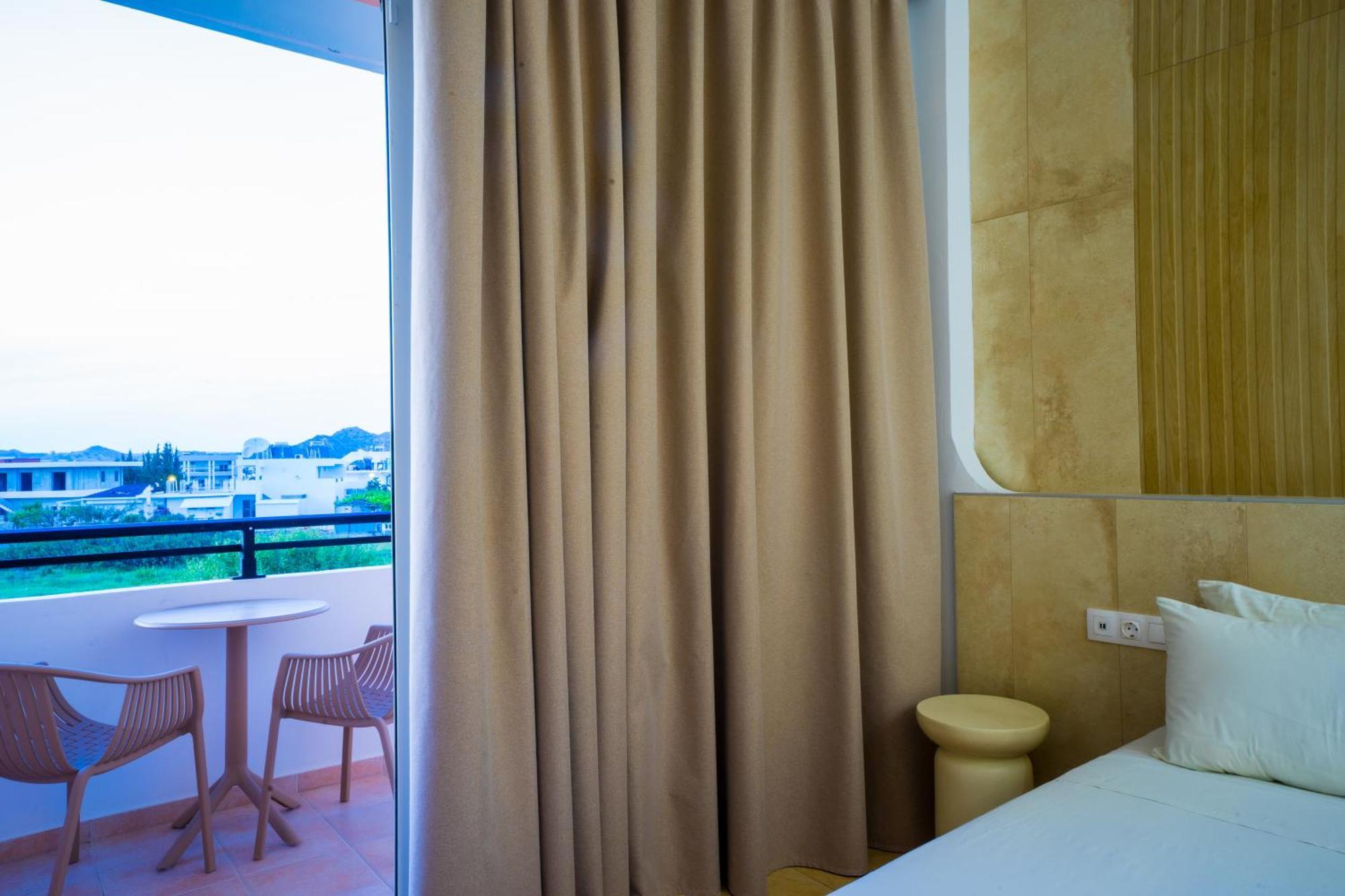 Diamond Apartments ฟาลิรากี ภายนอก รูปภาพ